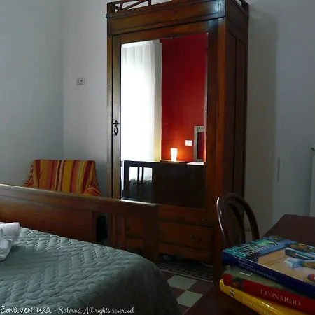 Bed & Breakfast Bonaventura Bed & Breakfast Salerno Room photo